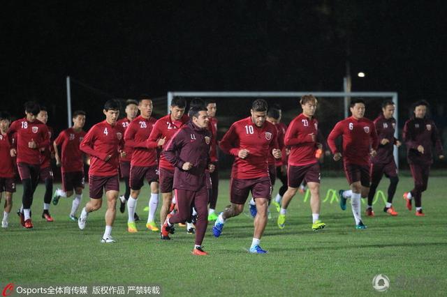 著名表演艺术家陶玉玲逝世，享年92岁 2026-01-16 2026年1月15日，隆冬的寒意笼罩着大地，中国影坛的一颗巨星无声陨落。
