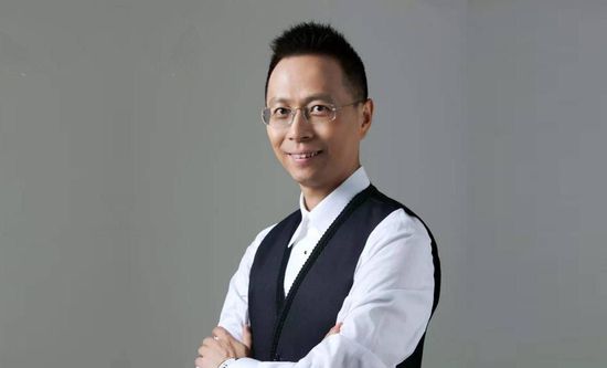有人质疑为什么要从父亲的角度讲述儿子患抑郁症的故事，感觉有些隔靴搔痒。