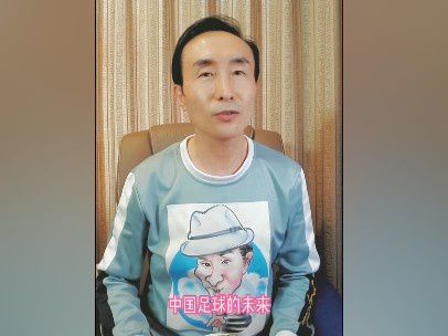 明星圣诞有笑有泪:星爷比OK卖萌林更新一脸酸楚 2014-12-25 一年一度的圣诞节来了，又到了狂欢的时刻，无奈还要上班。