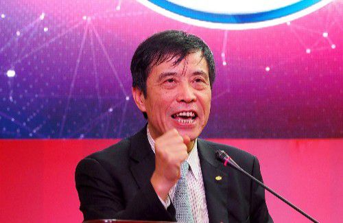 侠盗团五大职业英雄集结，斗恶龙，秀魔 《龙与地下城:侠盗荣耀》曝预告 尖叫欢笑一个不少 2023-04-07 日前，奇幻动作冒险大片《龙与地下城：侠盗荣耀》发布“拯救世界”预告，侠盗小队一心盗宝，意外放出强悍反派塞尔红袍女巫，这伙无名之辈不得不阴差阳错踏上拯救世界的征途。