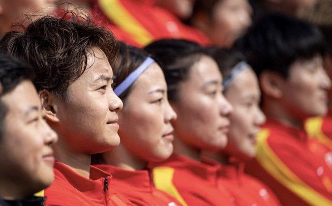 这原本是一个毫无战争元素的平常画面，但是放在这样一部战争电影的开头，无论其形式或是内容都显示出了影片的特立 上一页12345.《星期三2》首曝预告 Lady Gaga客串_海外_ 消息 首页 新闻 视频 大片 影库 CCTV6 VIP影院 搜索 电影 星闻 独家 更多 专题 图片 视频 滚动 首页 新闻 大片 影库 CCTV6 VIP影院 客户端 电影网>新闻>明星资讯 她回来了！