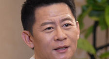 2022-03-25 同样是任嘉伦演“弱男子”，《请君》和《与君初相识》有何异同？